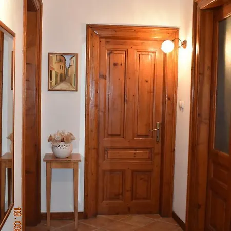 - Apartman Essa