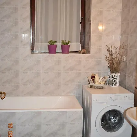 - Apartman Essa