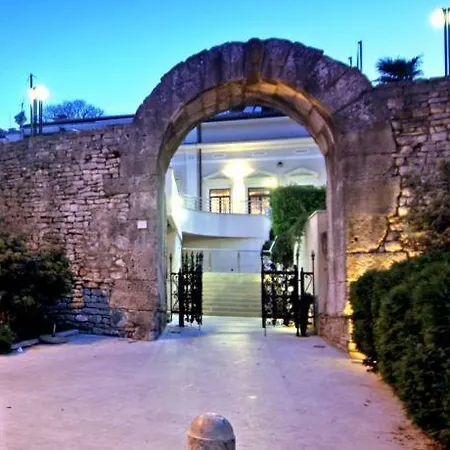 - Apartman Essa *