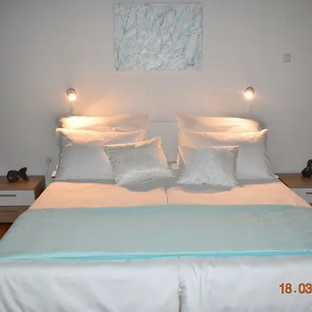 - Apartman Essa * Pula