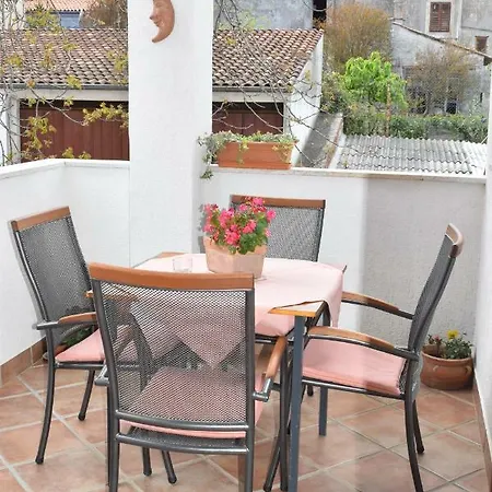 - Apartman Essa Appartement Pula
